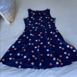 Adorable keyhole dress